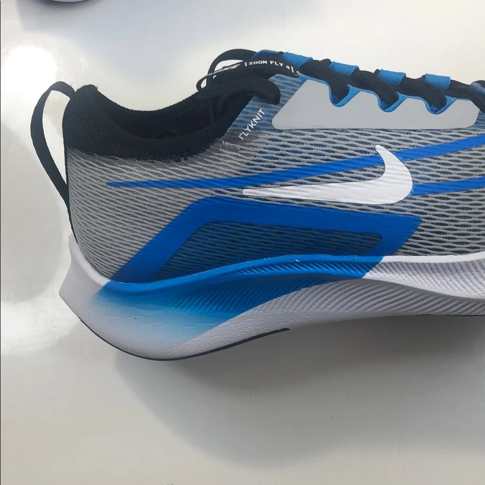 NWOB Nike Zoom Fly 4 Sneaker Men Size 8 Grey White Blue Running Wolf CT2392-005